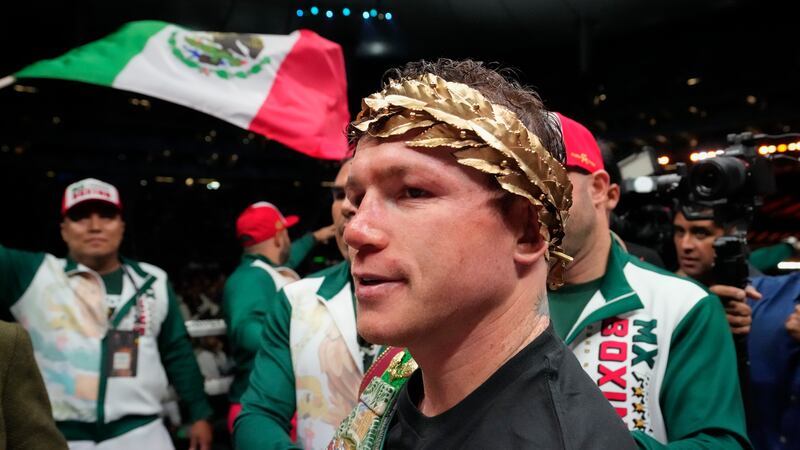 canelo alvarez retiro