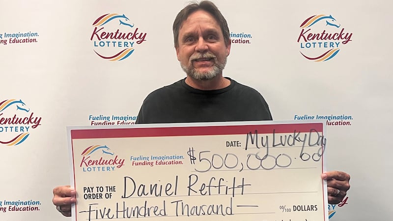 Tras recibir un cheque de $357,500 dólares después de impuestos, Daniel Reffitt dijo a los...